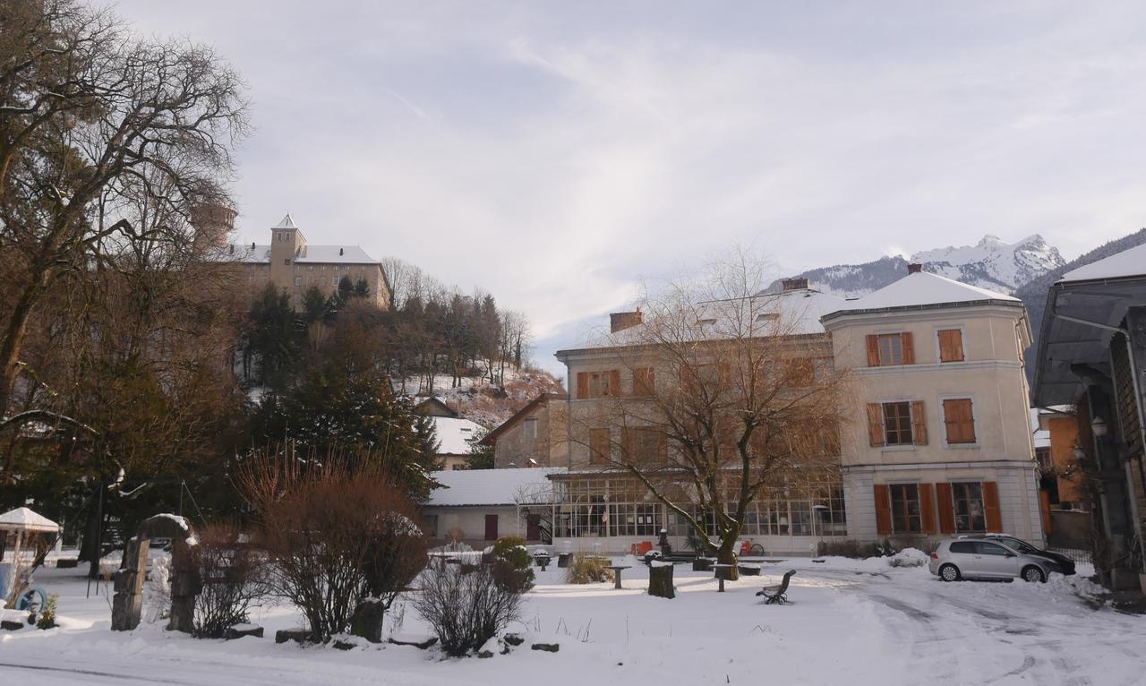 Hotel Du Parc - Manoir Du Baron Blanc Фаверж Екстер'єр фото